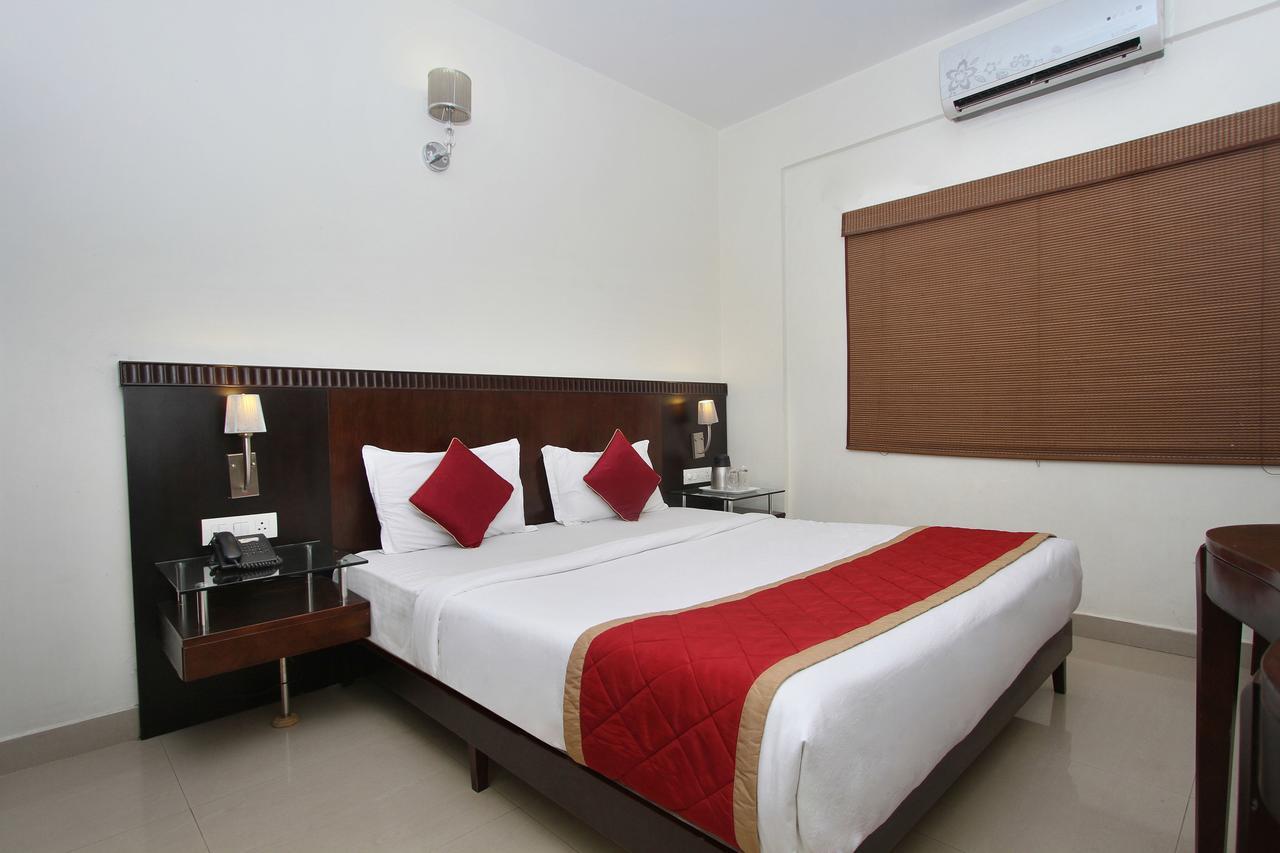 Hotel Amshi International Bangalore Eksteriør bilde