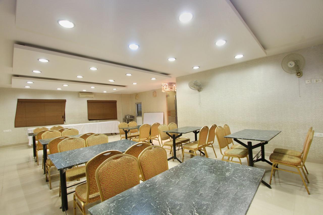 Hotel Amshi International Bangalore Eksteriør bilde