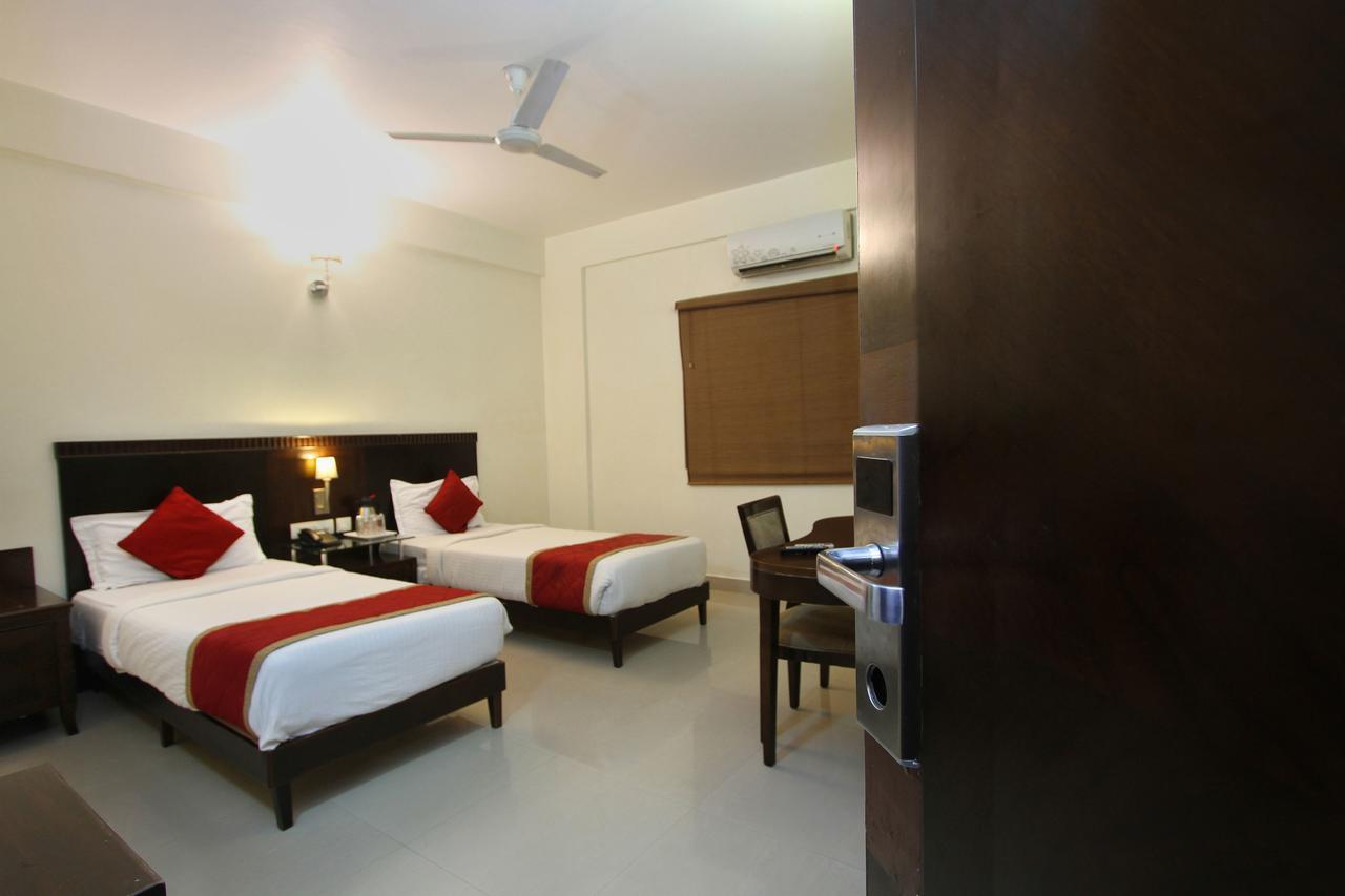 Hotel Amshi International Bangalore Eksteriør bilde
