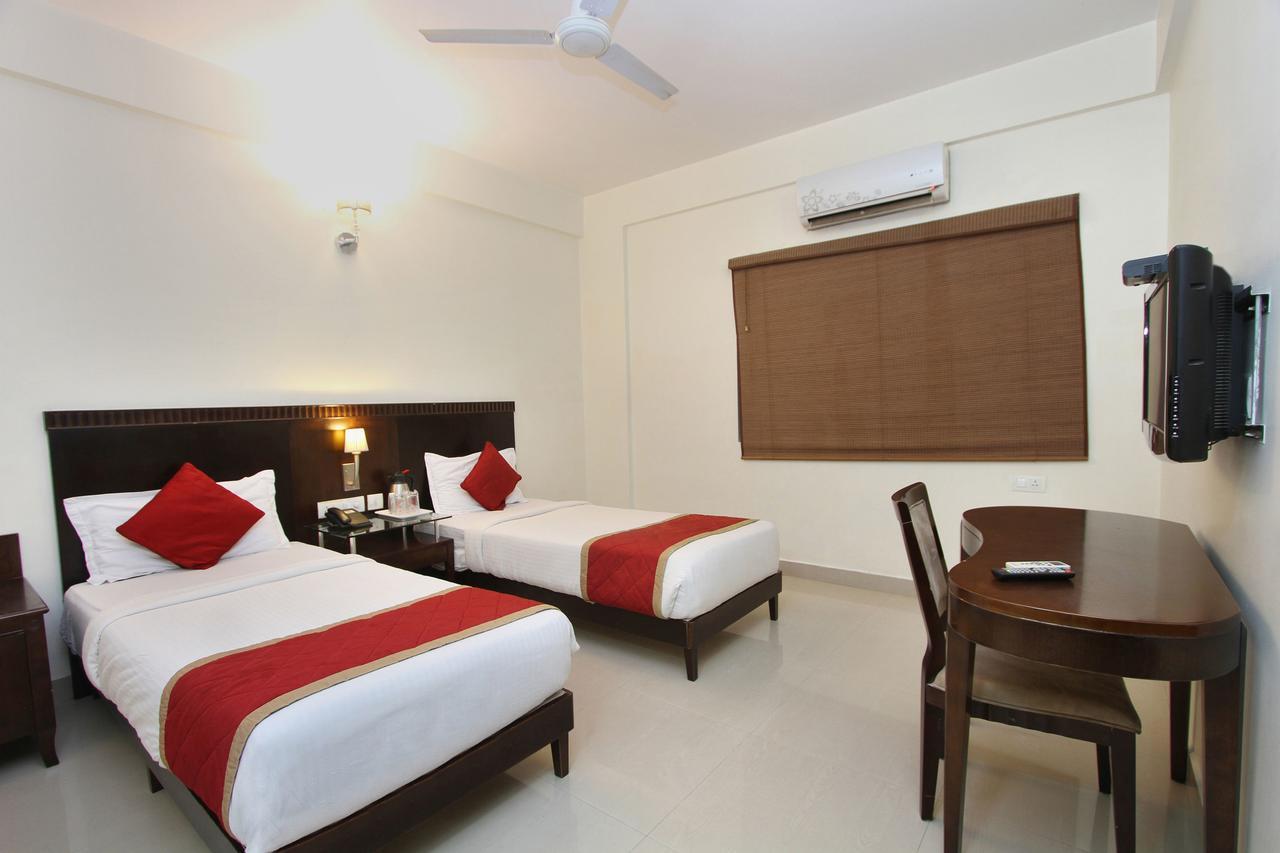 Hotel Amshi International Bangalore Eksteriør bilde